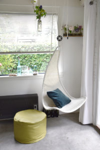 hangstoel en poef